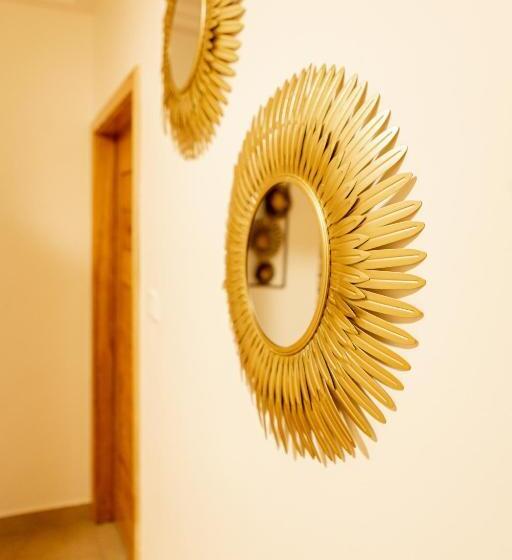 سوییت جونیور, Le Karé ébène