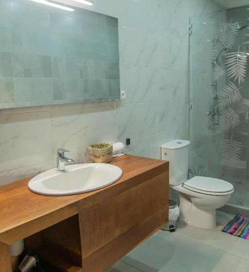 اتاق لوکس, Le Karé ébène