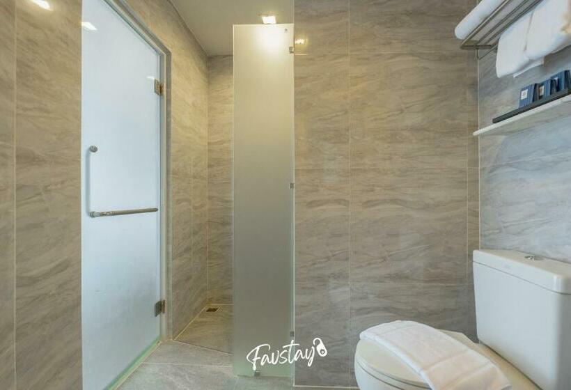 سوییت جونیور, So Boutique Jomtien Beach Pattaya