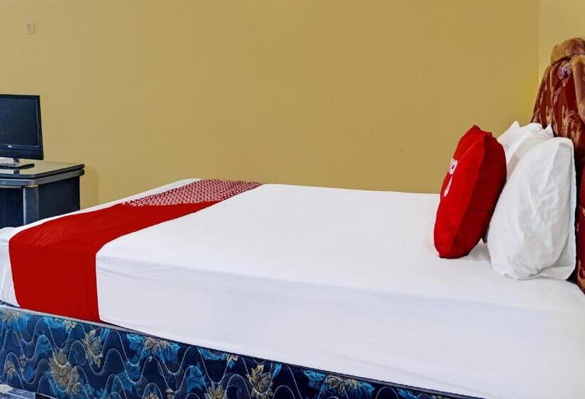 Номер Стандарт, Spot On 91798 Hotel Grand Mutiara