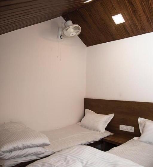 غرفة ديلوكس عائلية, Stone Shelter