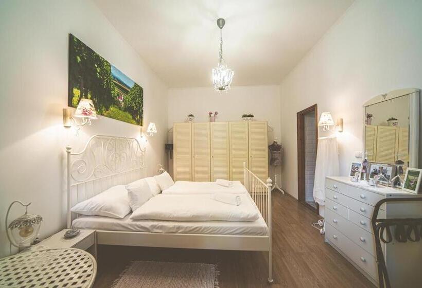 غرفة قياسية, Palkonyha Panzió Speiz