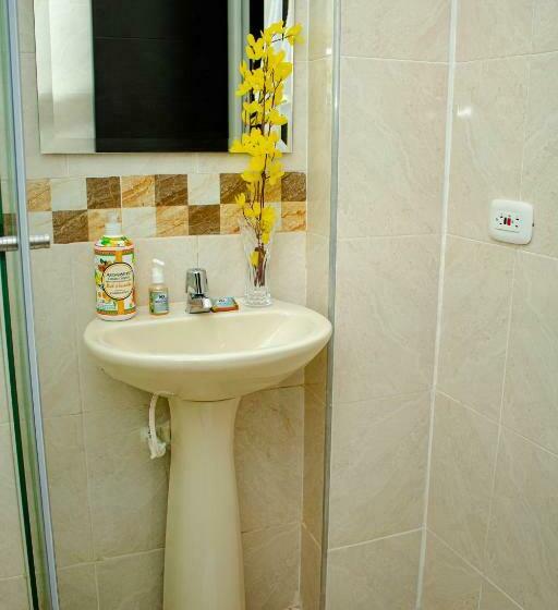 غرفة قياسية فردية, Quilichao