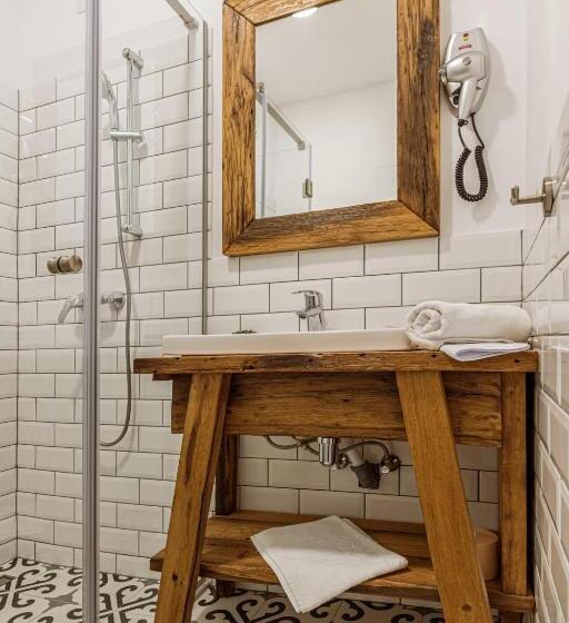 スーペリアールーム, Stejarii Resort