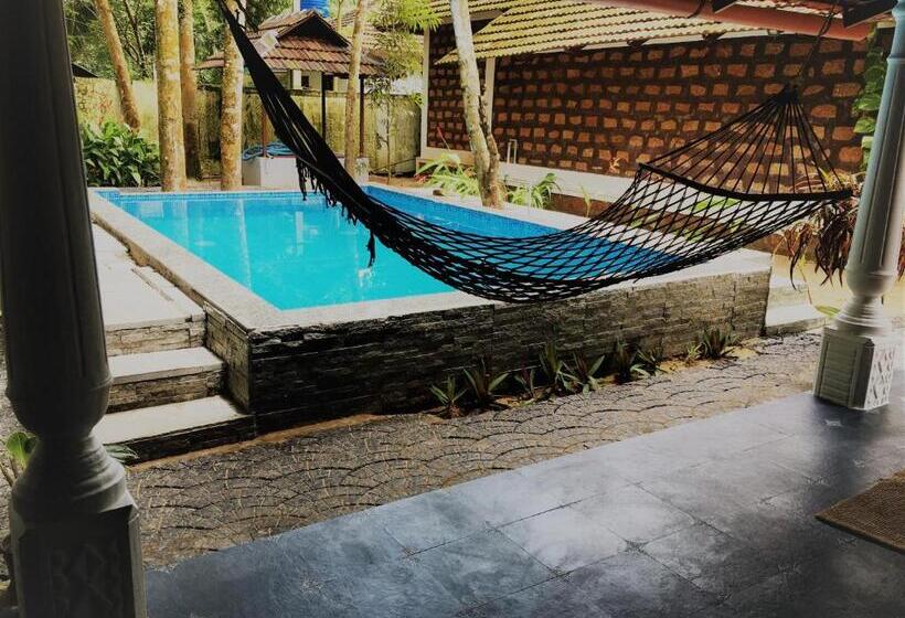 Вилла с 1 спальней и бассейном, Marari Dreamz Homestay