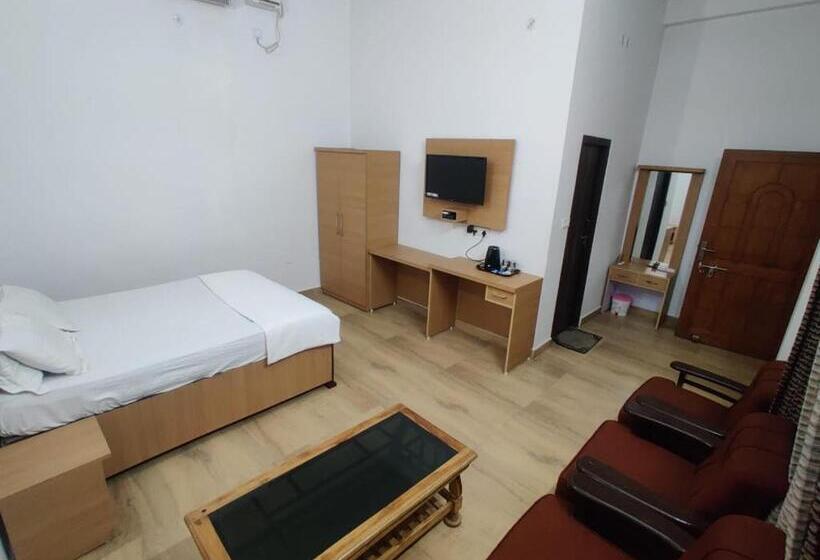 غرفة ديلوكس, Jp International Naimisharanya