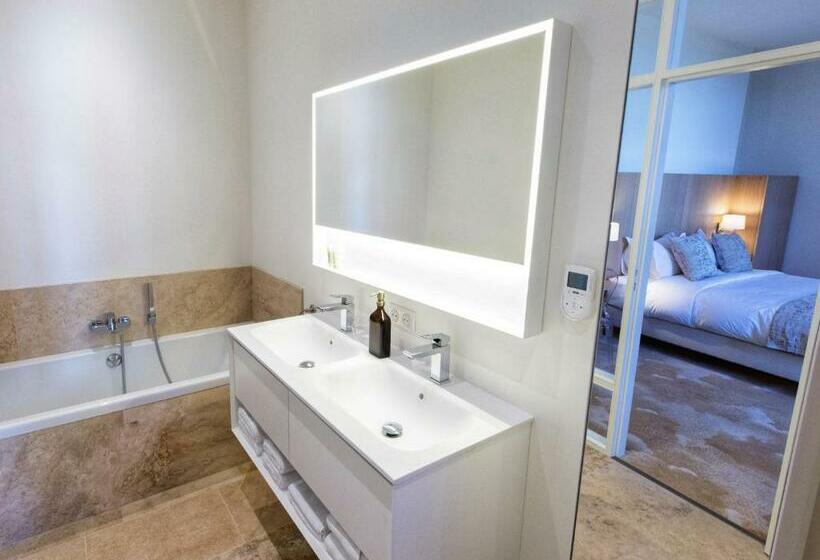 キングサイズベッドのスーペリアルーム, Château Des Fousseries