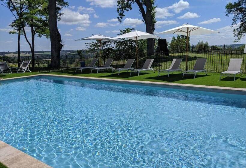 シャレー・スペリアー1寝室, Château Des Fousseries