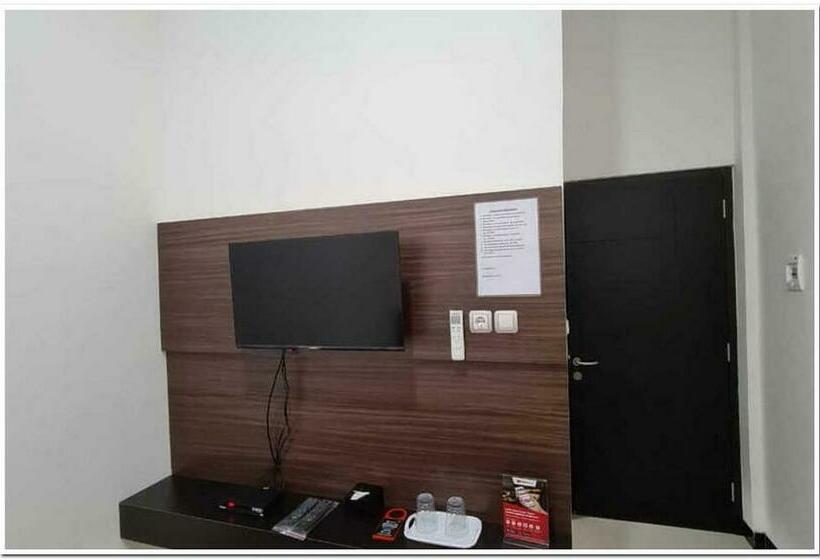 标准间, Reddoorz Near Moro Mall Purwokerto 2