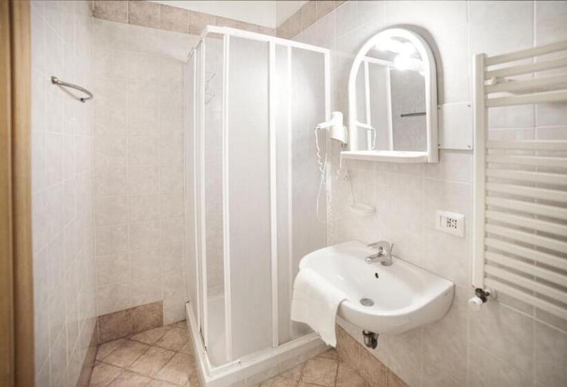 اتاق لوکس سه تخته, Argentiere Room Apartments
