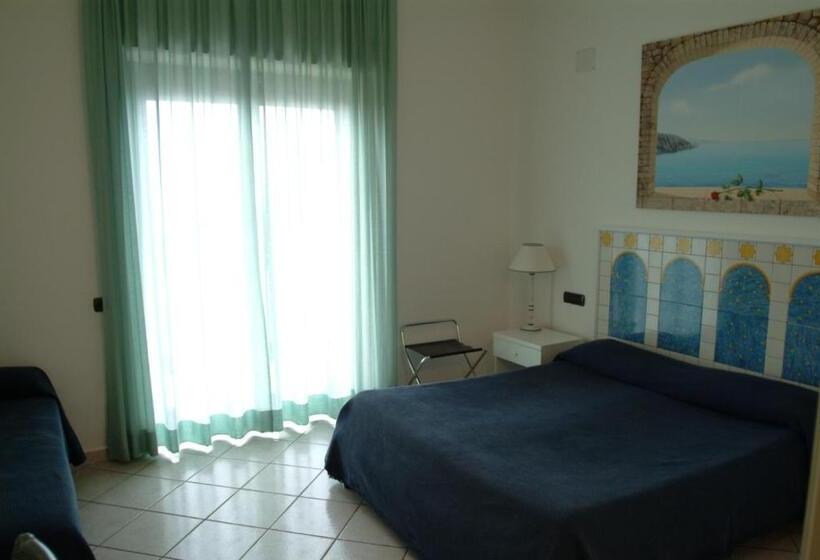 スタンダード4人部屋, Club Sabbiadoro