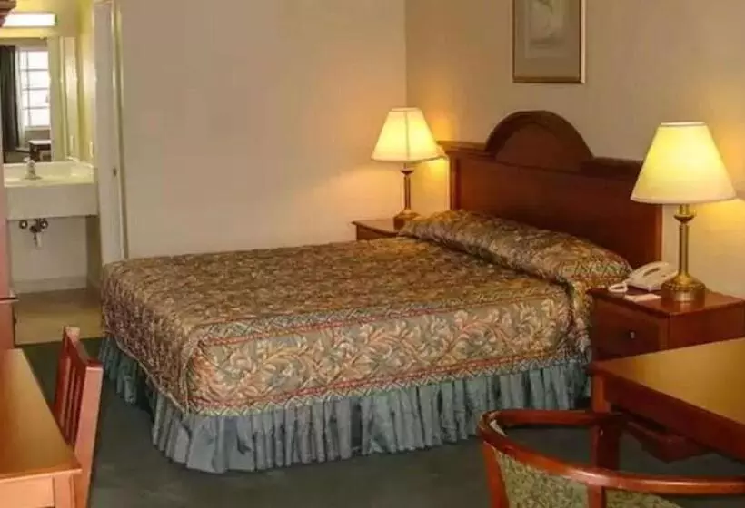 اتاق استاندارد با تخت بزرگ برای معلولان, Country Inn Banning