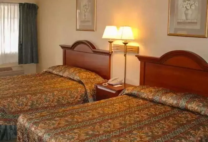 اتاق لوکس, Country Inn Banning