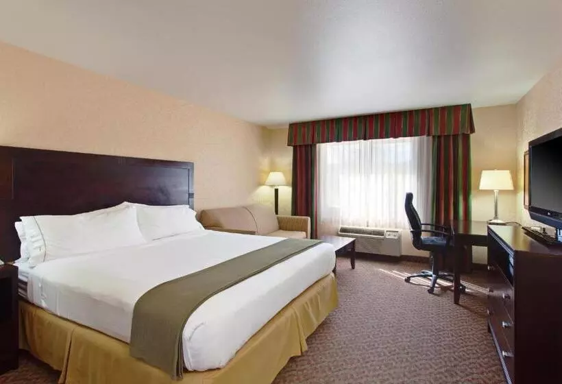 اتاق لوکس با تخت بزرگ, Holiday Inn Express Temecula, An Ihg