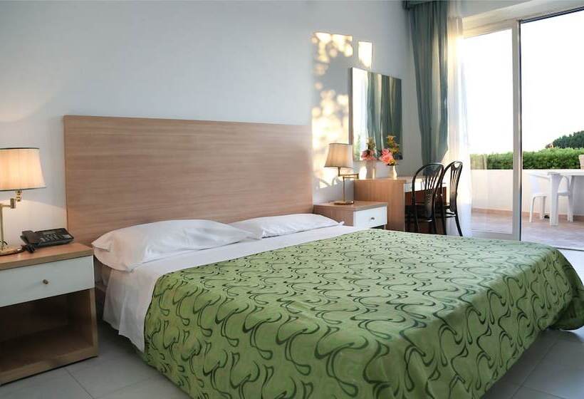 غرفة قياسية مطلّة علي البحر, Loreley