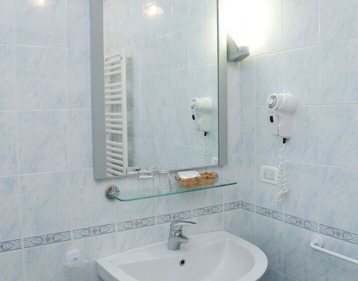 غرفة قياسية ثلاثية, Loreley