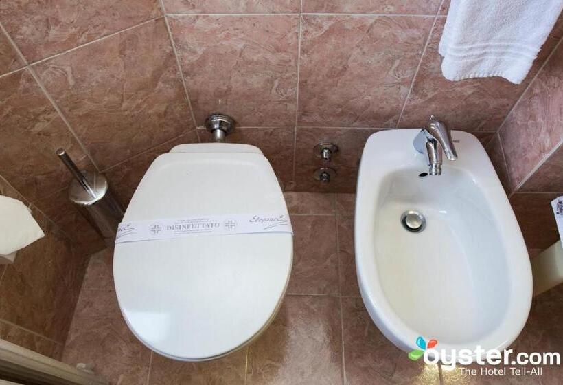 اتاق استاندارد یک نفره, Piccolo