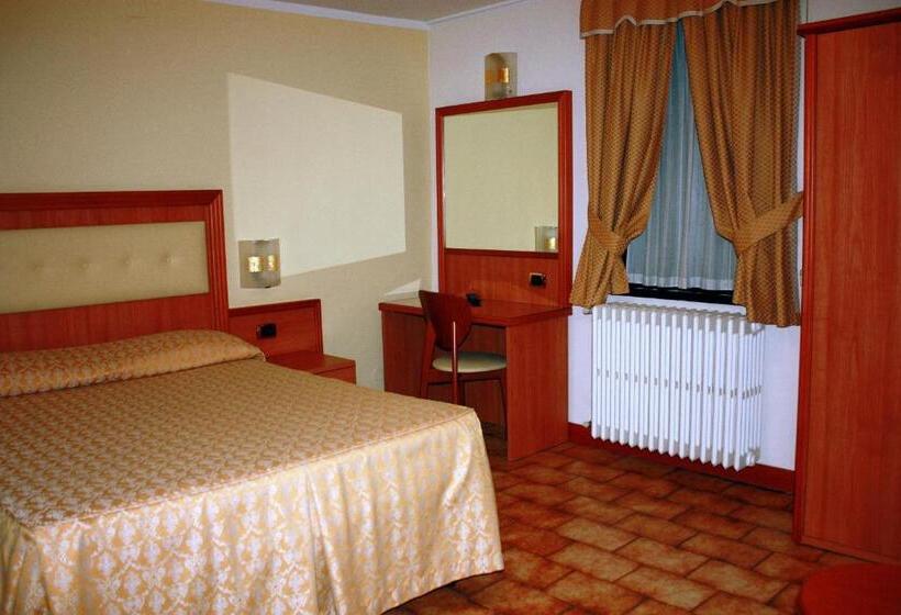 اتاق استاندارد, Piccolo