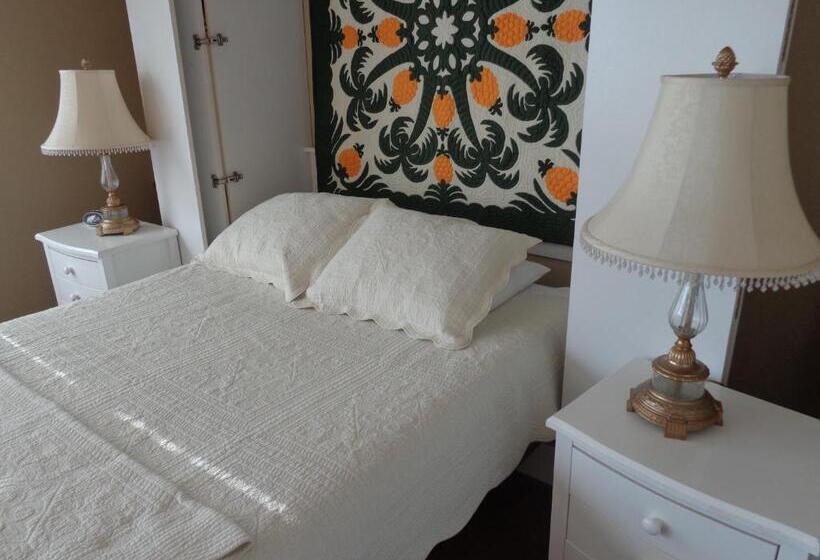 Студия Стандарт, The Landing At Newport Condominium