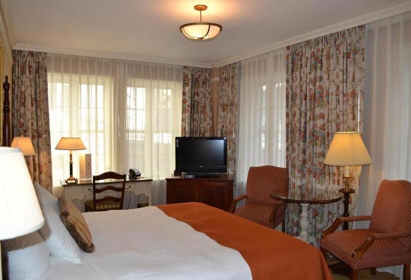 带大床的高级房间, The Wall Street Inn