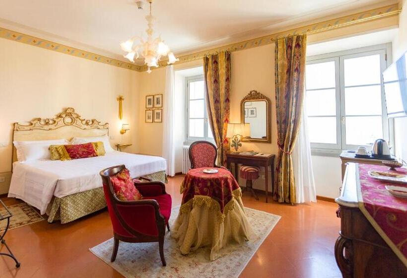 Номер Deluxe с Гидромассажем, Villa Marsili