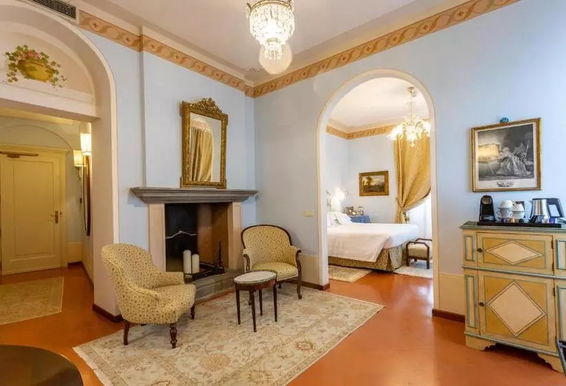 سوئیت با تخت بزرگ, Villa Marsili