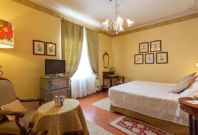 חדר סופריור עם מיטת קינג, Villa Marsili