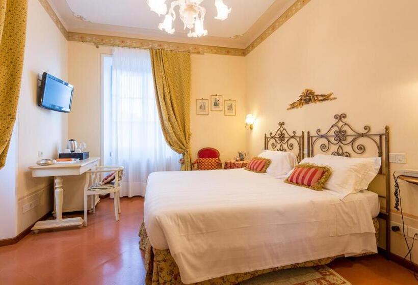 חדר סופריור עם מיטת קינג, Villa Marsili