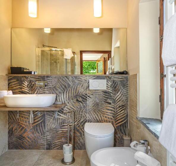 اتاق اکونومی, Villa Rinascimento