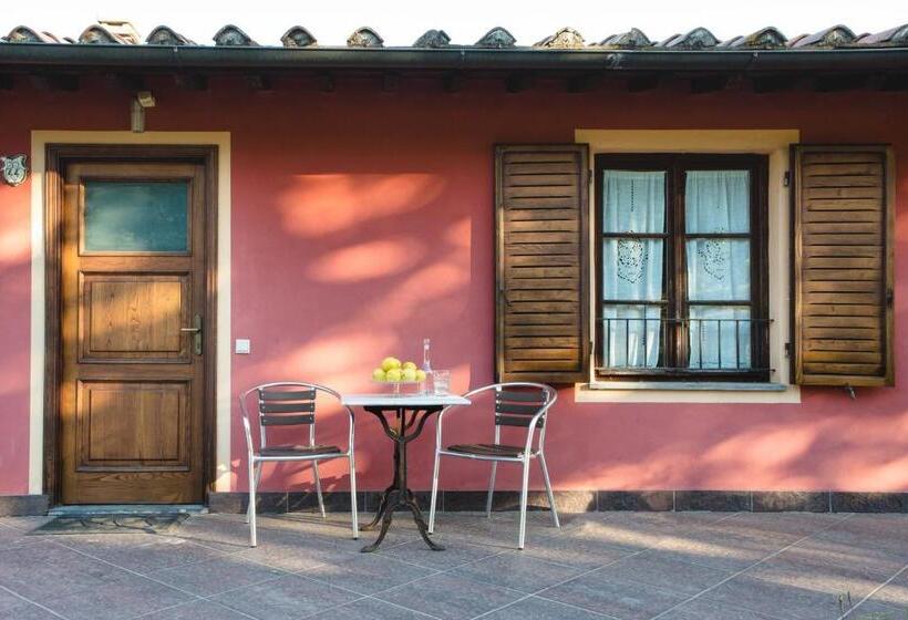 Economy Triple Room, Villa Rinascimento