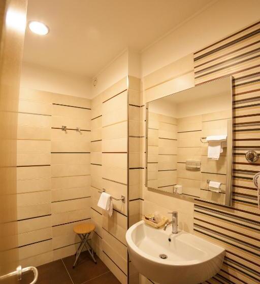 コンフォートトリプルルーム, Villa San Pietro