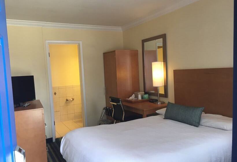 Номер Стандарт Двуспальная Кровать, Surf Motel