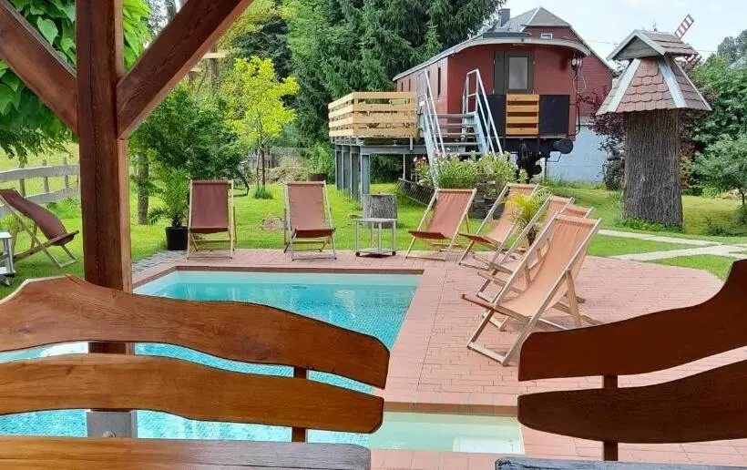 ガーデンビューのスタンダードバンガロー, Eisenbahnromantik Im Urlaub