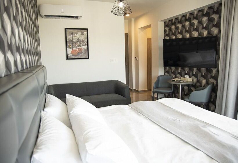 Camera Superiore Vista Città, Jimmy's Suites