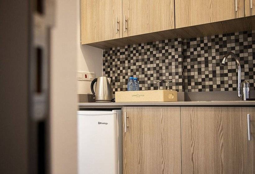 Camera Superiore Vista Città, Jimmy's Suites