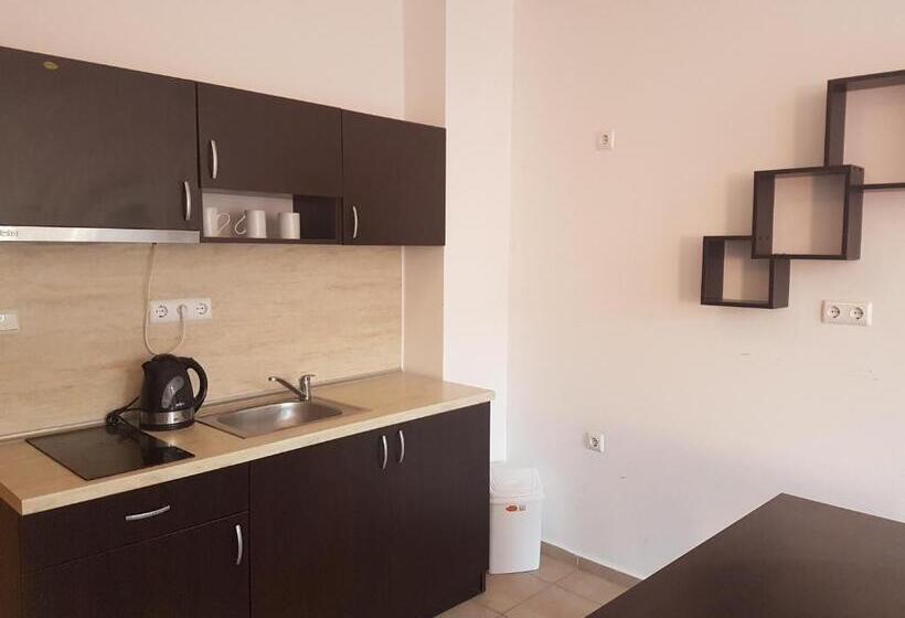 اتاق استاندارد چهار تخته, Salt Lake Apart