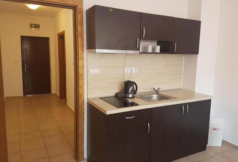 اتاق استاندارد چهار تخته, Salt Lake Apart