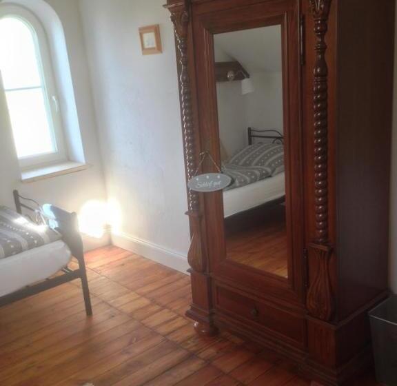 جناح عائلي, B&b Mühlenvilla Am Bützower Hafen