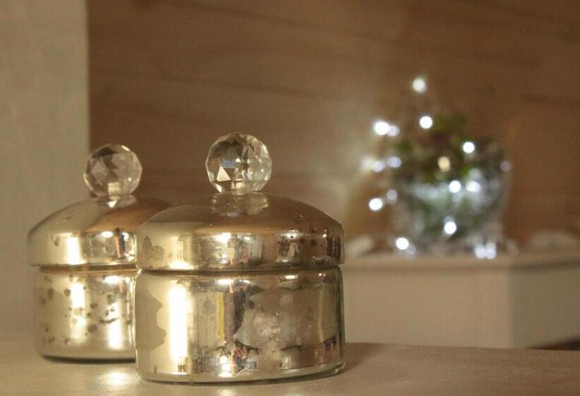 Дом 1 Спальня, Domaine Le Broual