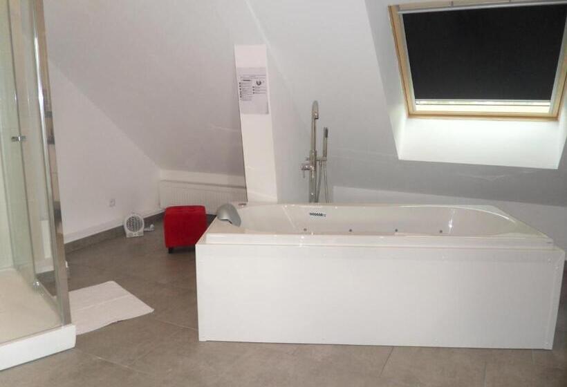 スタンダードルーム, Manoir Du Brugnobois