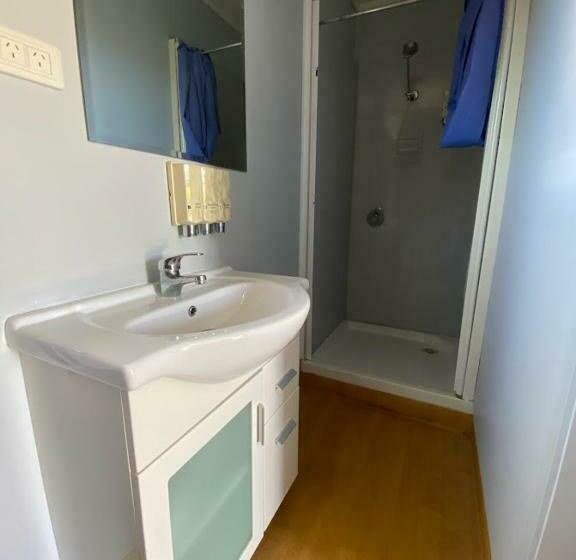 标准间, Coal N Cattle Hotel Motel