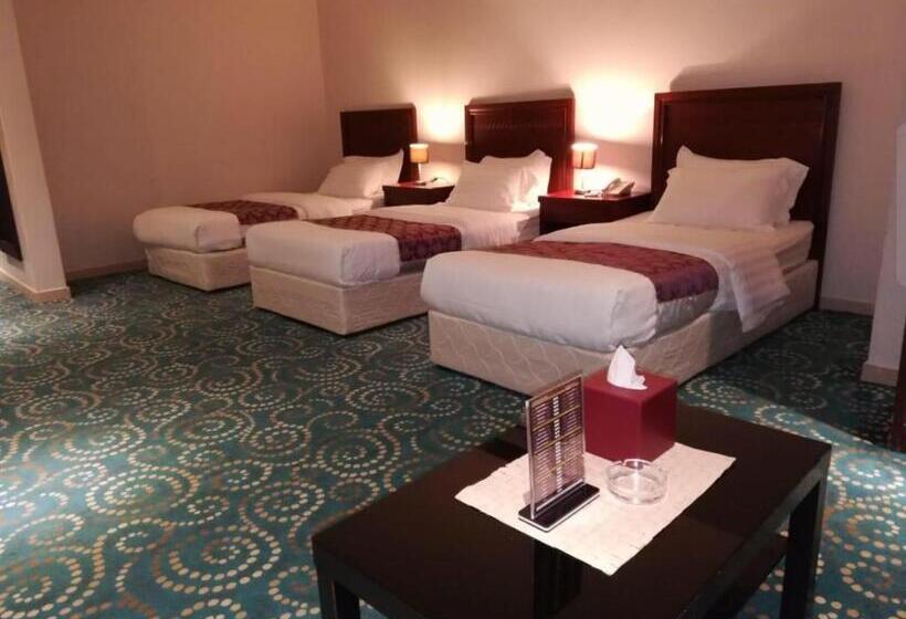 اتاق استاندارد سه نفره, Executive Suites