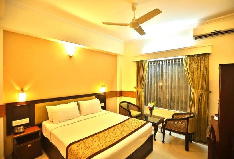 デラックスルーム, Paray Residency