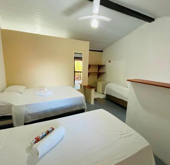 غرفة قياسية رباعية, Pousada Doce Abiu