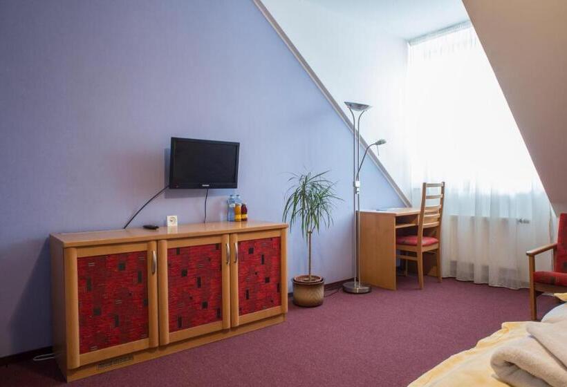 Junior Suite, U Crlíků