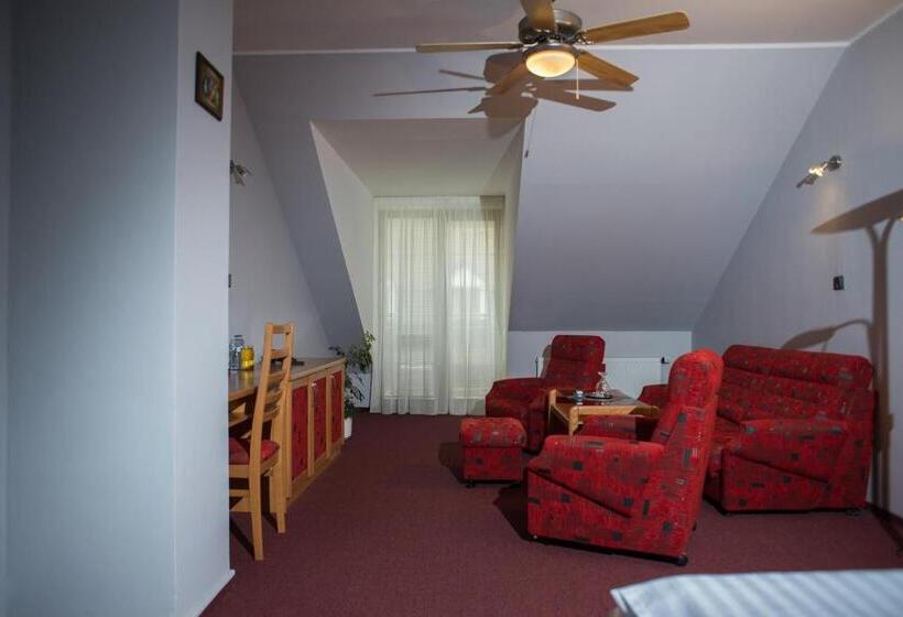 Junior Suite, U Crlíků