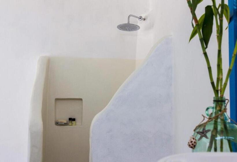 اتاق استاندارد چهار تخته با چشم‌انداز دریا, Villa Aqua Boutique Vichayito