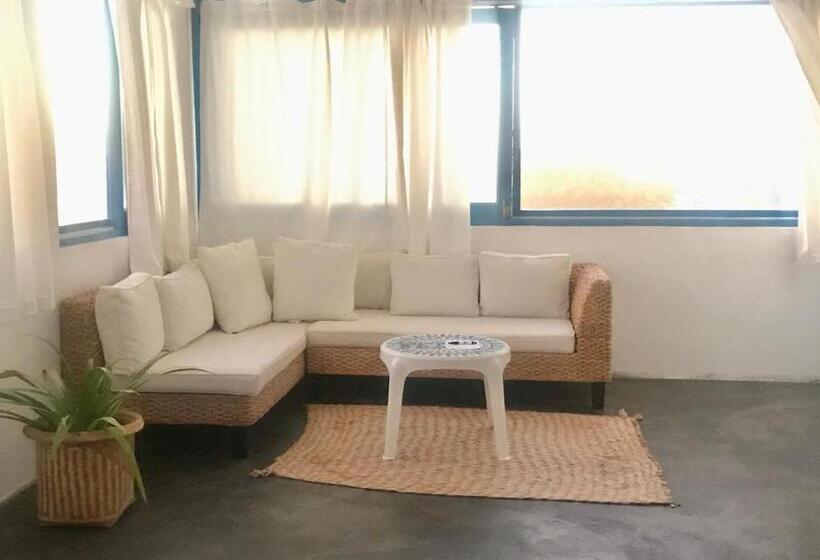 سوئیت با تخت بزرگ, Villa Aqua Boutique Vichayito