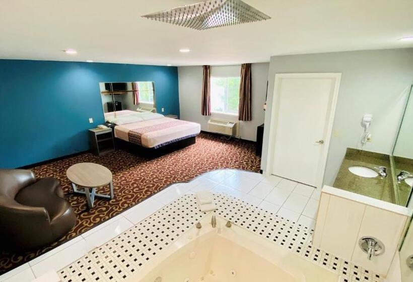 מיטת קינג בסוויטה, Home Place Inn And Suites Hobby