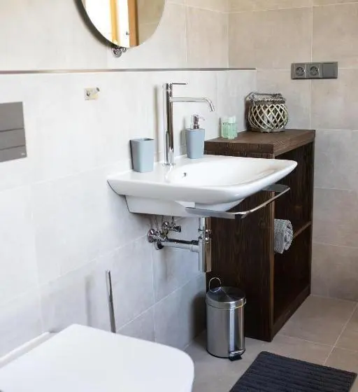 اتاق لوکس, Apartmány Víno Hruška Pardubice